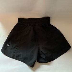 Lululemon high waisted jogging shorts xxs